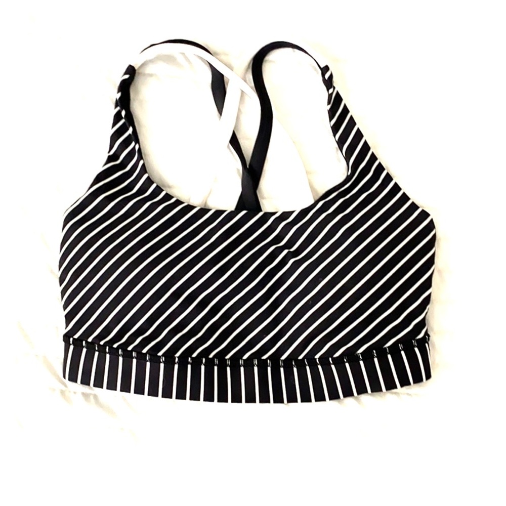 🍋 Lululemon sports bra size 4